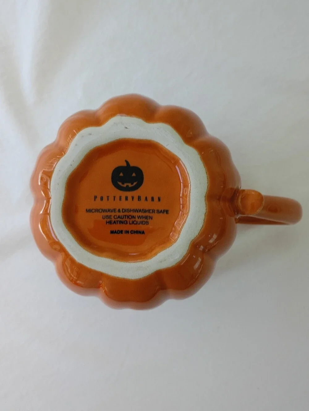 Pottery Barn Pumpkin Mug Halloween Jack O Lantern JOL Figural Orange 18 Oz